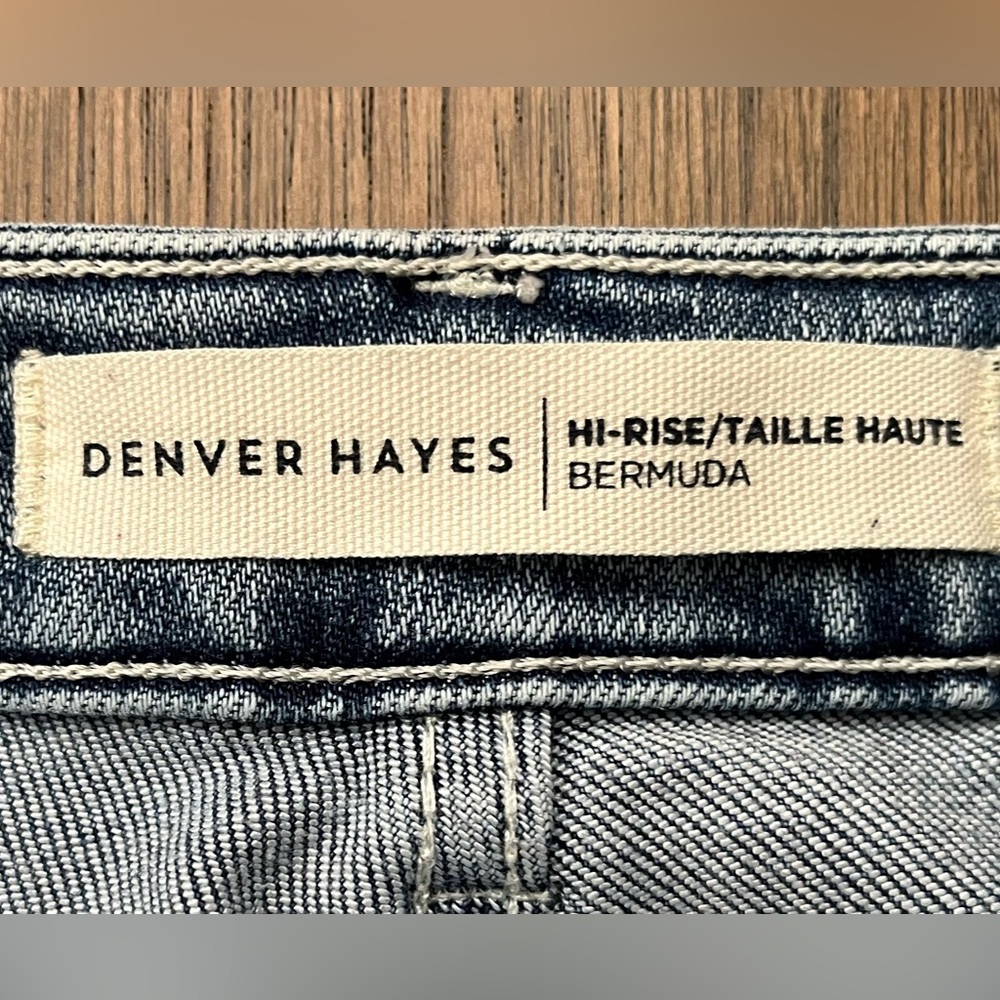 DENVER HAYES Hi-Rise Bermuda Shorts | Size 10 - Picture 10 of 10